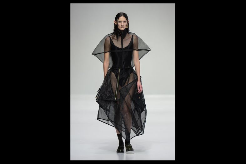 A model in Oyama Gointebe on the SAFW AW24 runway.