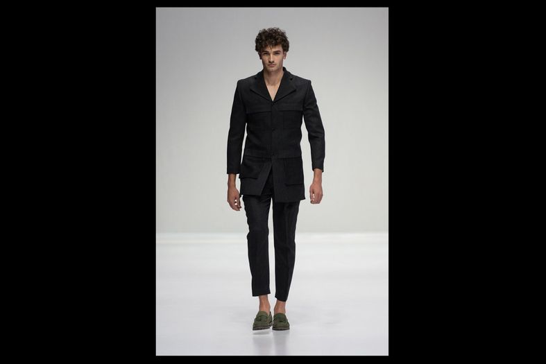 A model wearing Franc Elis on the SAFW AW24 runway.