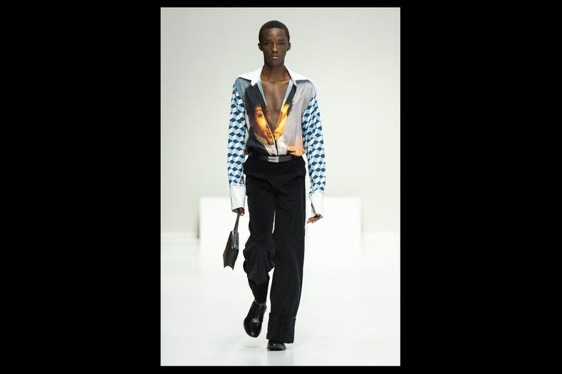 A model wearing Nhlanhla Masemola on the SAFW AW24 runway.