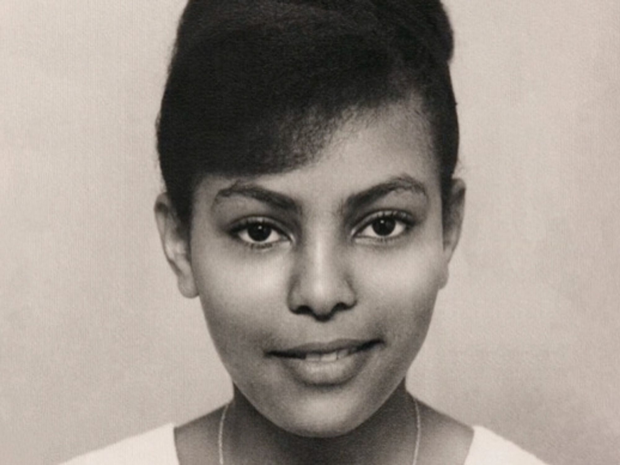 Black and white photo of Ethiopian woman.