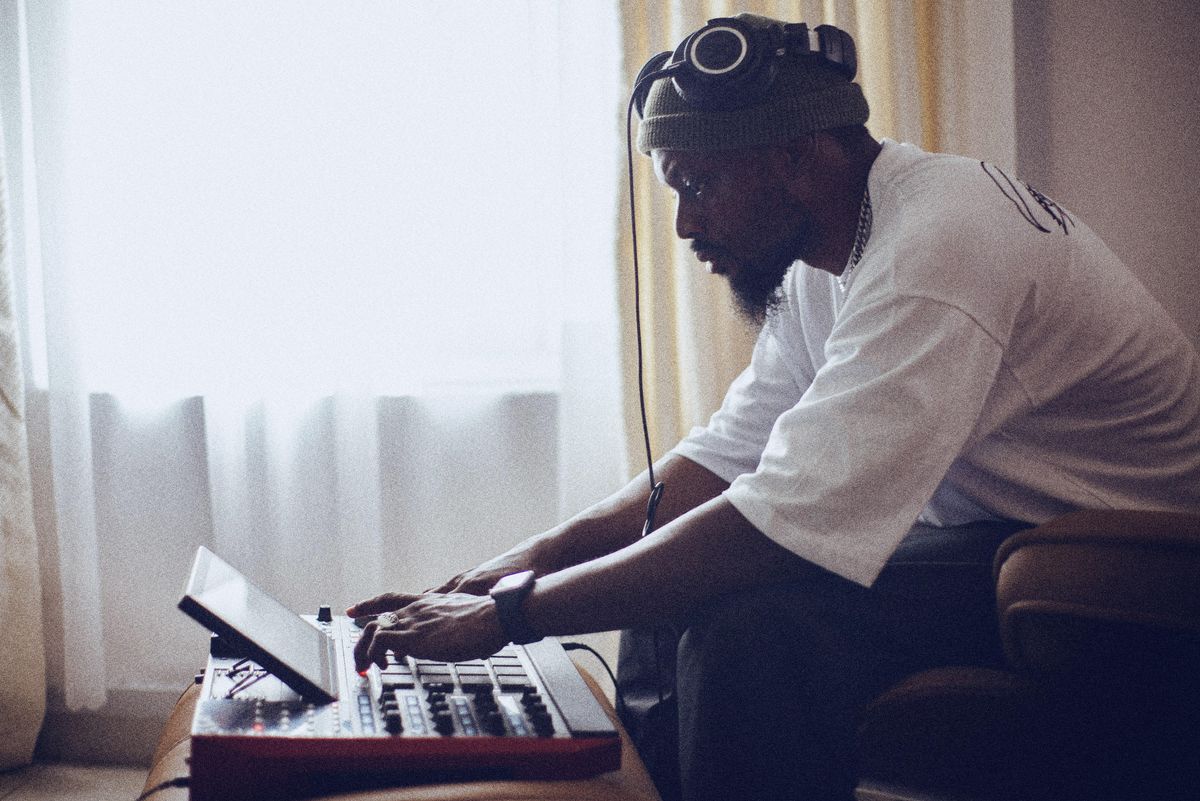 Chopstix making a beat