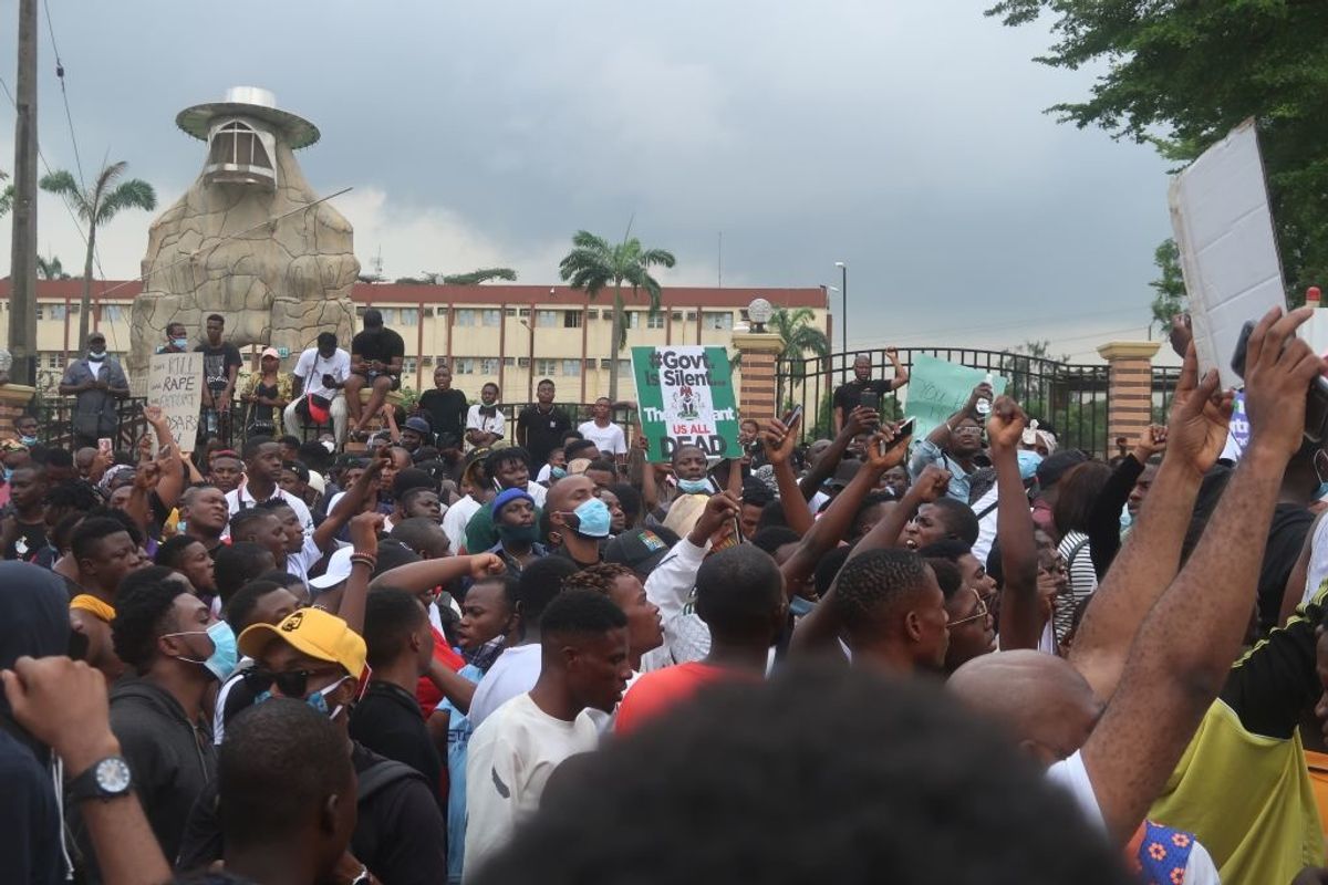 #EndSARS: Nigerian Protests Against Police Brutality Strengthen