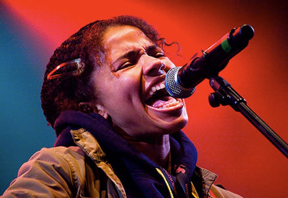 Video: Nneka's European Tour Diary Series Parts 1-6