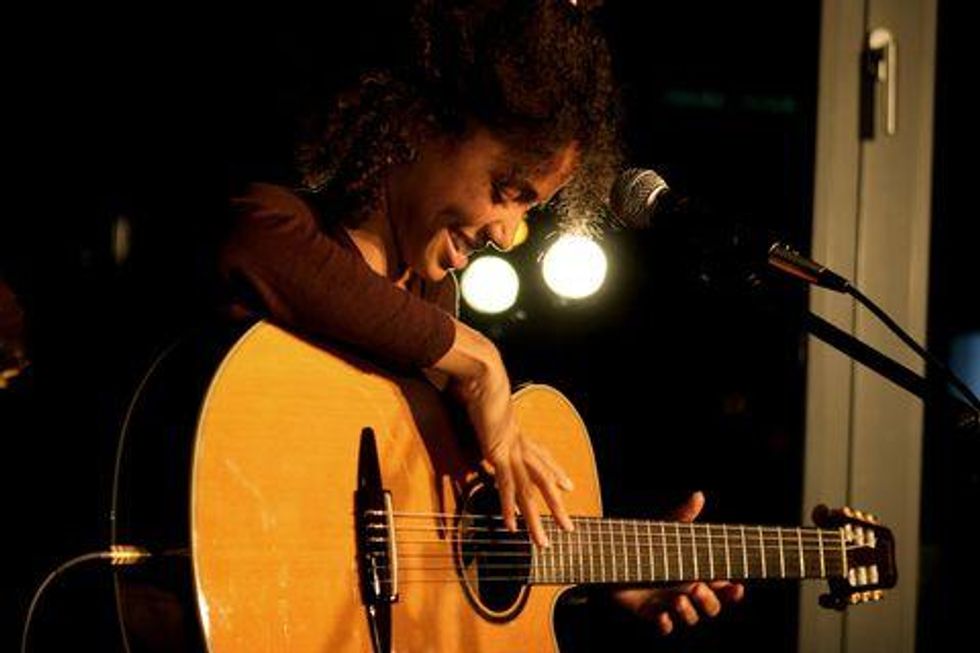 Video: Nneka Live at Highline Ballroom