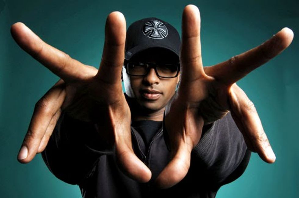 Kenna debuts "Chains" feat. Shimmy Hoffa (aka Chad Hugo)