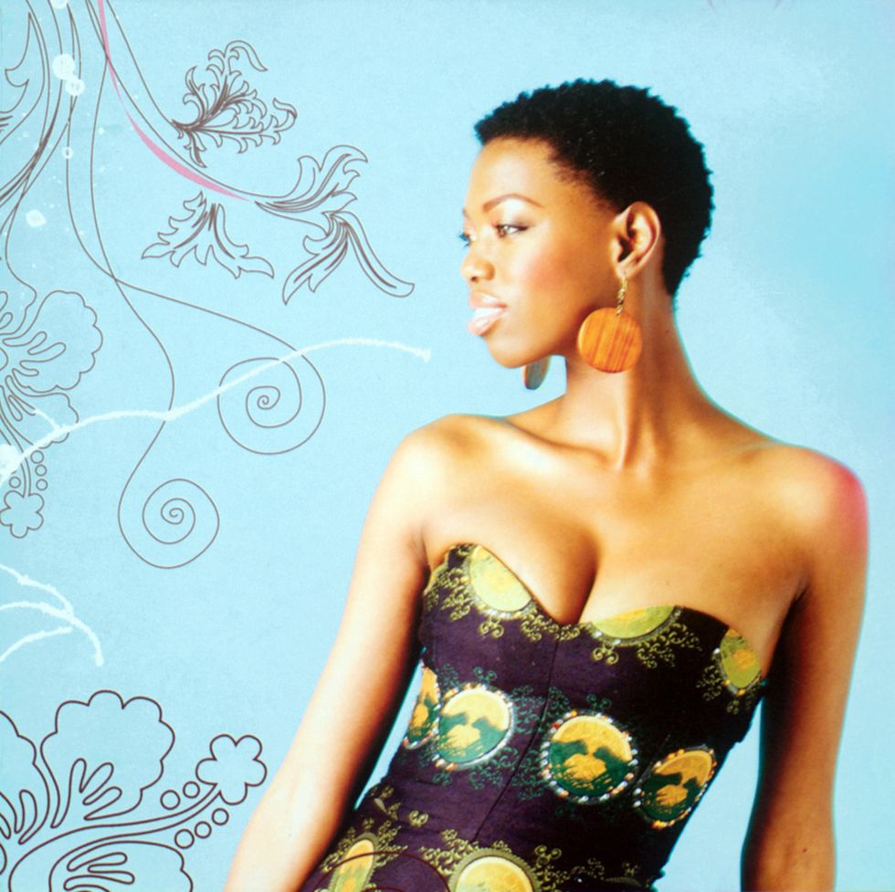 Audio: LIRA Debuts With "Rise Again" + US Tour Dates