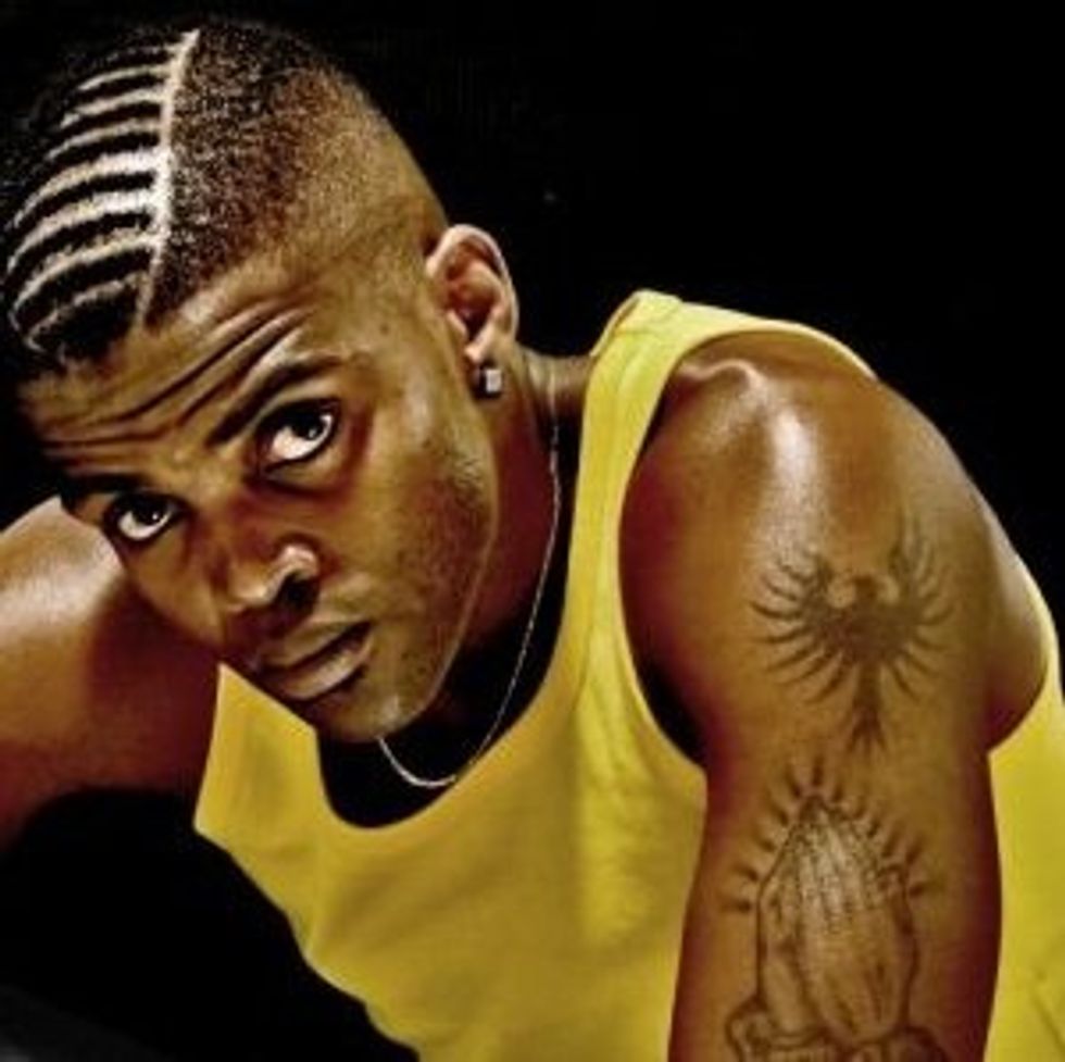 Tracka de Day: DJ Cleo "Sizohlangana ku Facebook"