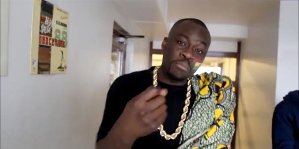 Video: Twi Teacher 'Otis (Jay-Z and Kanye West Cover)'
