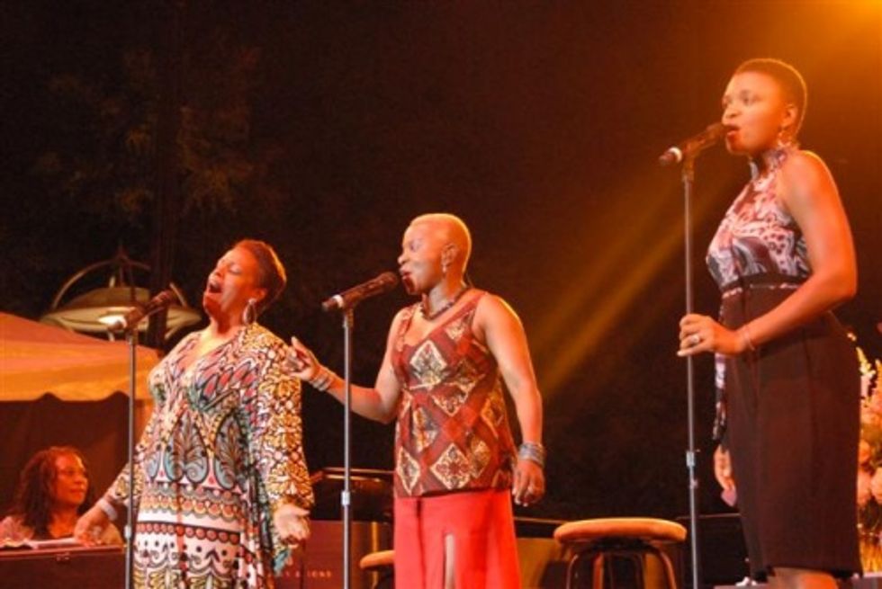 NYC: Win 2 Free Tickets For Angélique Kidjo, Dianne Reeves + Lizz Wright Dec. 18th