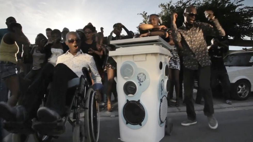 Video: Ruffest 'Siyabenzela'