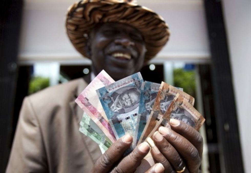 Video: Mr. Waar 'South Sudanese Pound'