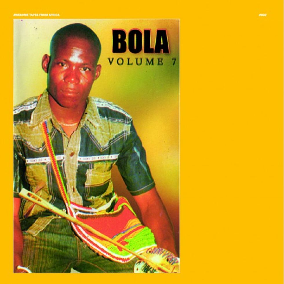 Video: Bola 'Tigantabame'