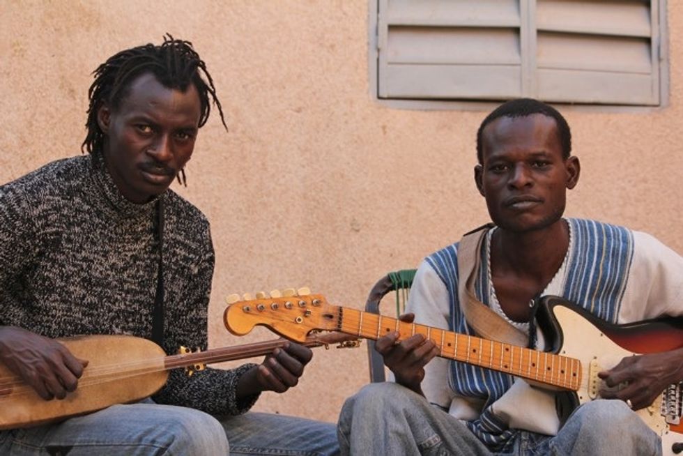 Audio: Andra Kouyaté and Sèkè Chi x Amadou & Mariam 'Lagaré' [Premiere]