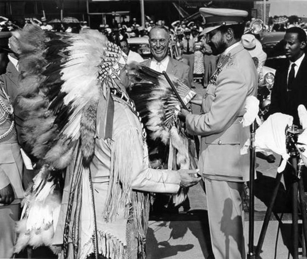 Photos: Haile Selassie Meets A Native American