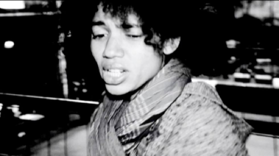 Video: Nneka 'Valley'