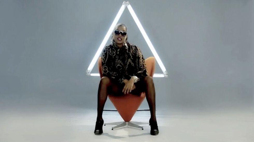 Video: Museba 'Bom Bom Bom'