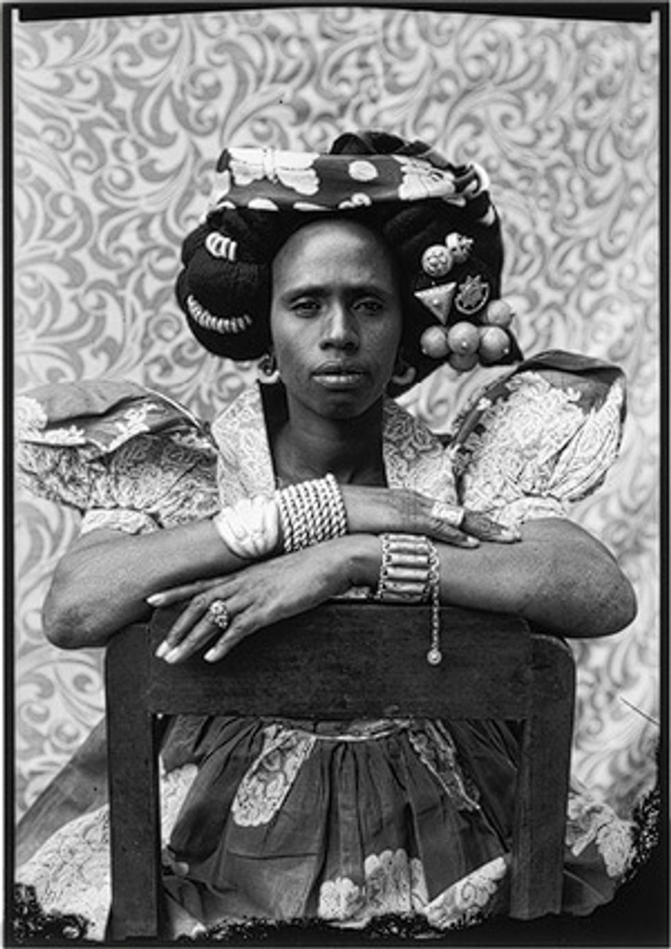 Prêt-À-Poundo: 'Look Of The Day' - Vintage Africa