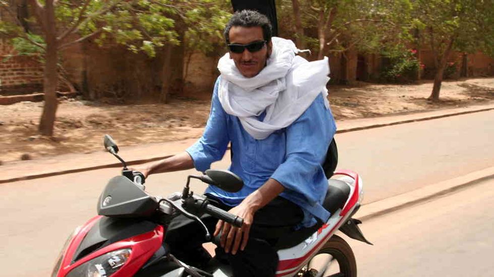 Bombino's Tuareg Guide to Touring the U.S.