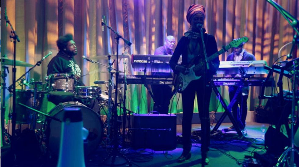 Okayafrica TV: The Roots & Fatoumata Diawara at Clinton Global Initiative