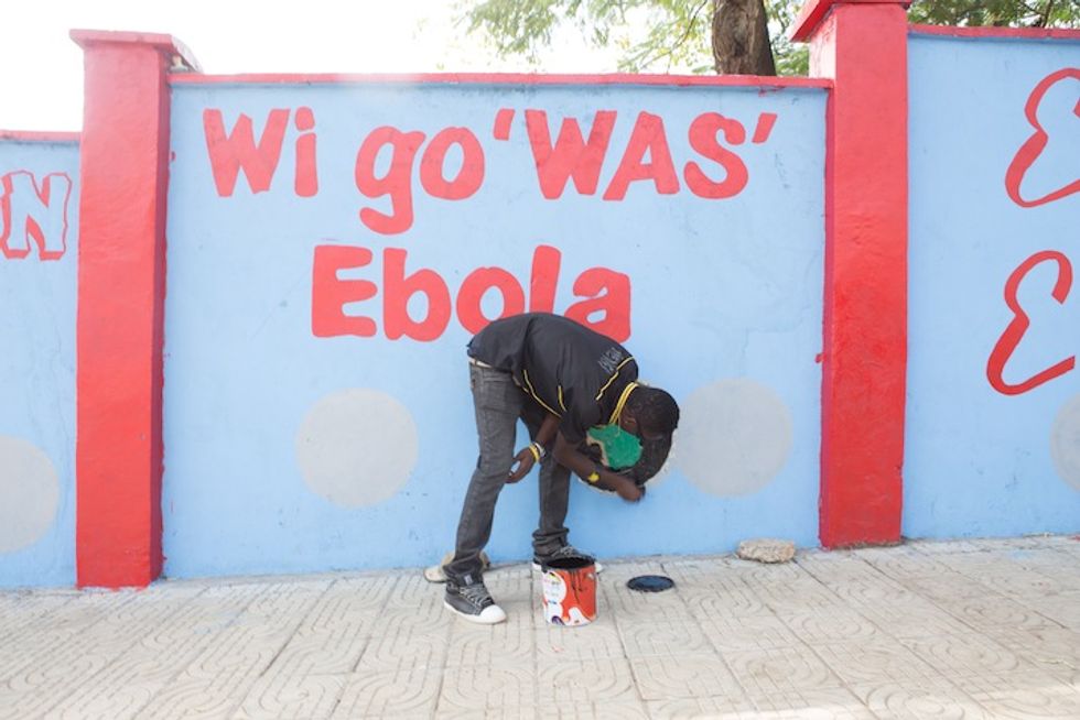 Ebola On The Ground: Okayafrica + Ebola Deeply Investigate Sierra Leone’s Epicenter