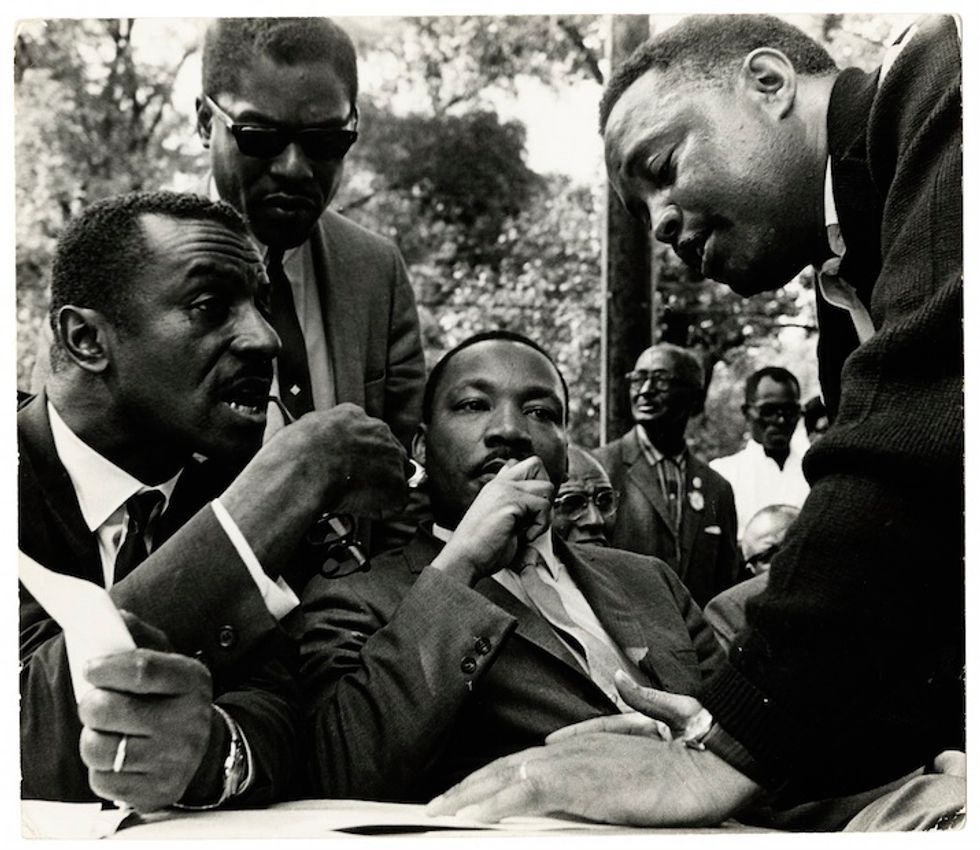 Human Rights Human Wrongs: 20th Century Images From The Black Star Archives