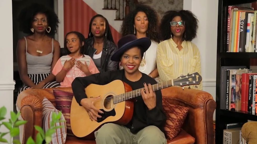 Ms. Lauryn Hill Sings An Apology To Nigeria