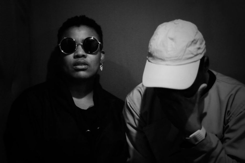 Mashayabhuqe KaMamba & Thandiswa Mazwai Share 'Izayoni Tribute To Makhuzwayo'