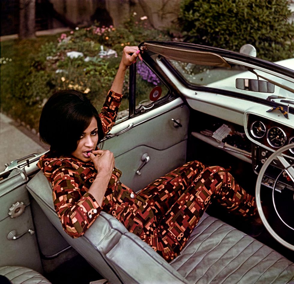 Legendary Ghanaian Photographer James Barnor's Portraits Of Post-Colonial Ghana & Black London's 'Swinging Sixties'
