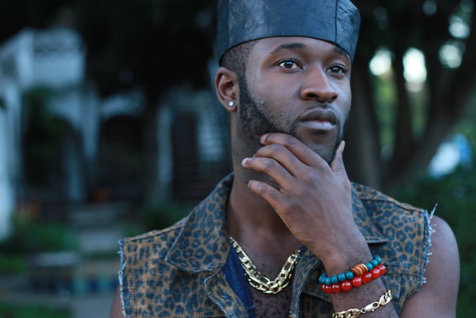Dex Kwasi & Sarkodie Bring Out The Afro-Trap Sound In 'You Mome'