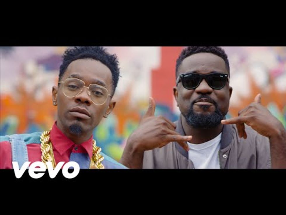 Patoranking & Sarkodie Deliver 90s Throwback Visual For ‘No Kissing Baby’