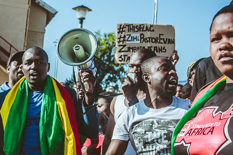 Zimbabweans in Cape Town Demonstrate in Solidarity with #ThisFlag and #Tajamuka