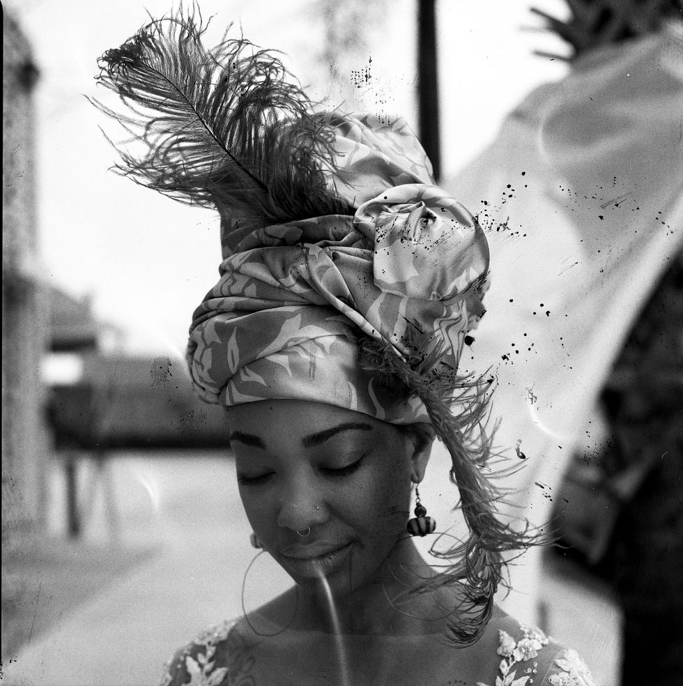 This Nigerian British Photographer Traces the Evolution of the Head Wrap from ‘Moussour to Tignon’