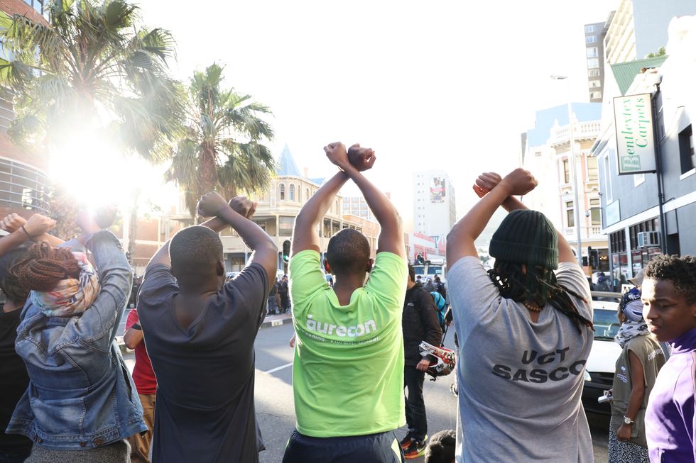 #FeesMustFall Reading List: 9 Important Reads on South Africa’s Student Protests