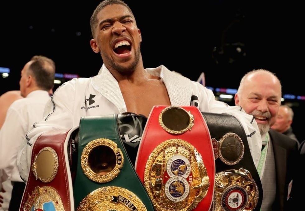 Anthony Joshua Secures New Heavyweight Title After Unanimous Victory Against Joseph Parker