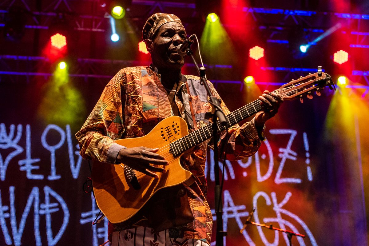 20 Great Songs From Oliver Mtukudzi