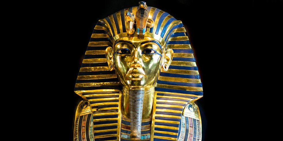 Egypt to Sue London Auction House for Selling King Tut Statue Without 'Proving Ownership'