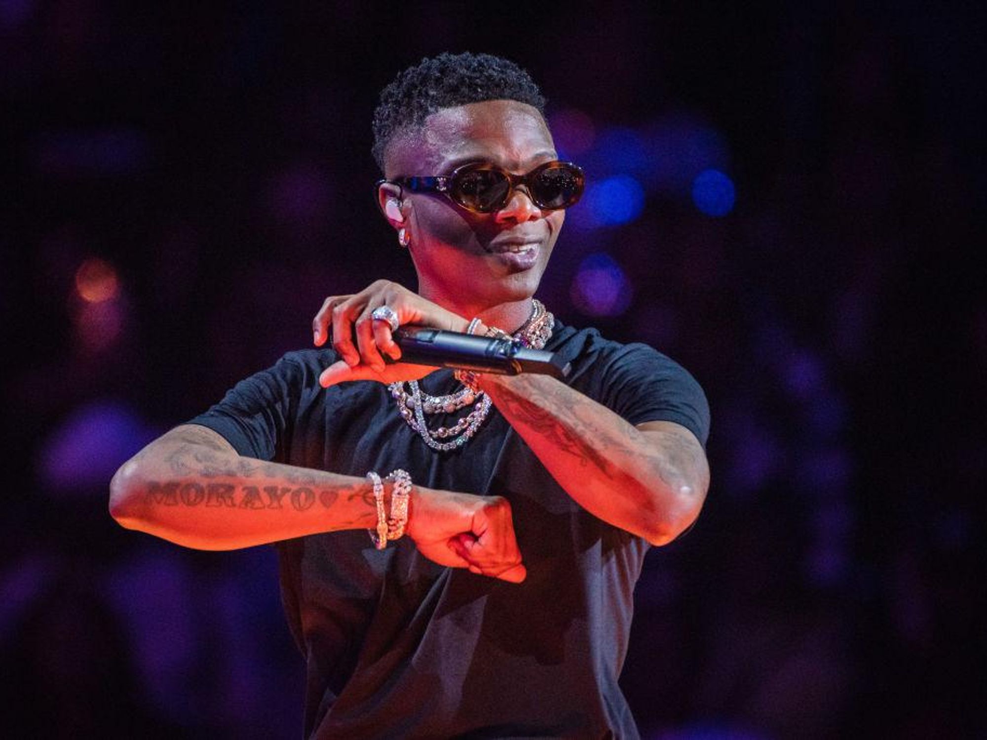 <div>Watch Wizkid's Historic Performance at London's O2 Arena</div>