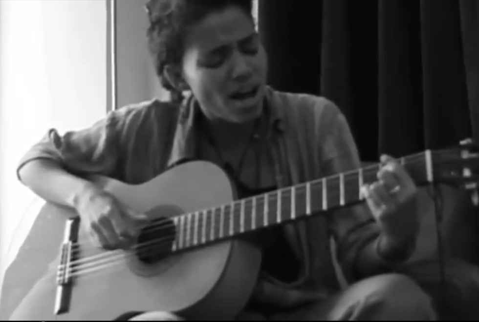 Video: Nneka “Do You Love Me Now?” (Acoustic)