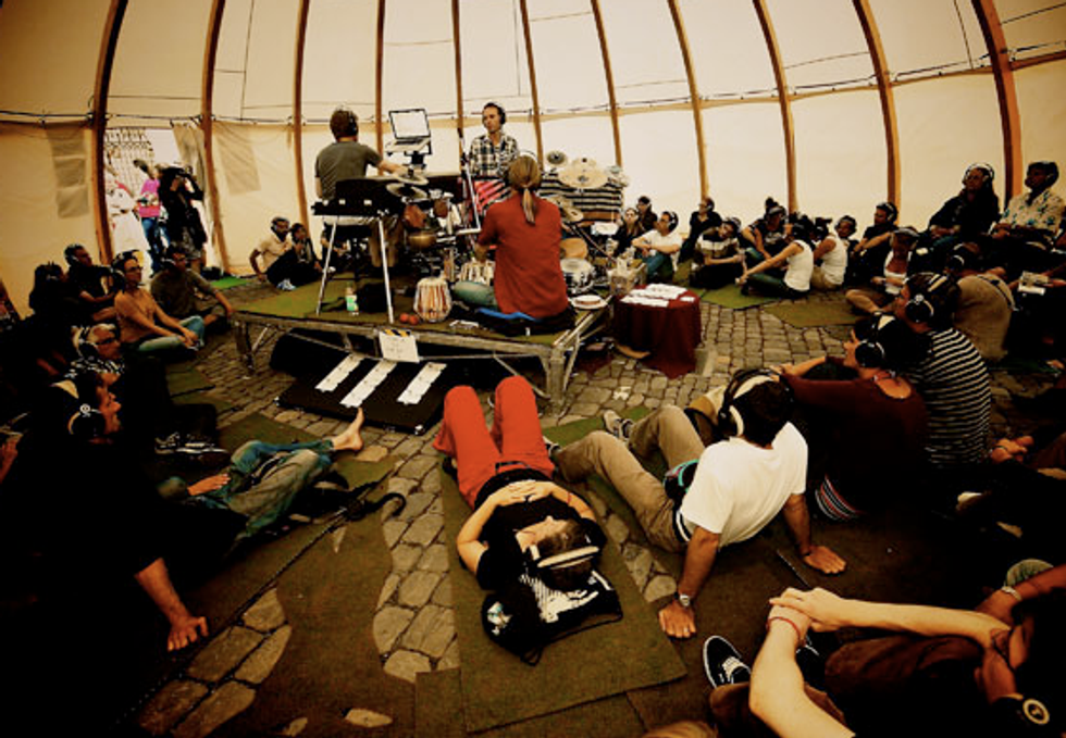 Video: South Africa's 'Silent Gig' Band