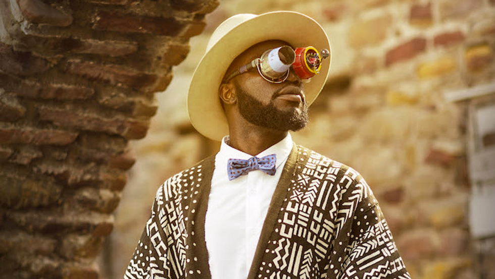Highlife & Afrofuturism: M.anifest And Bisa Kdei's New Video For ‘W’ani Aba’
