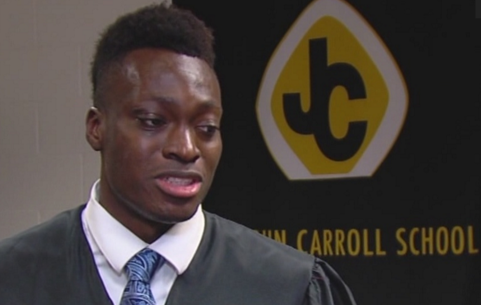 Nigerian High Schooler Gets the Best Gift for Graduation—His Mom