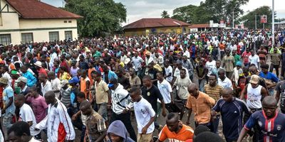 ​Burundians gather during political rallies. 