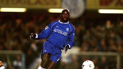 George Weah playing for Chelsea against Tottenham Hotspur in a FA Carling Premiership match, 2000/2001.