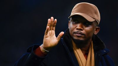 Samuel Eto'o gestures prior to the Serie A football match between FC Internazionale and US Salernitana. FC Internazionale won 5-0 over US Salernitana. 
