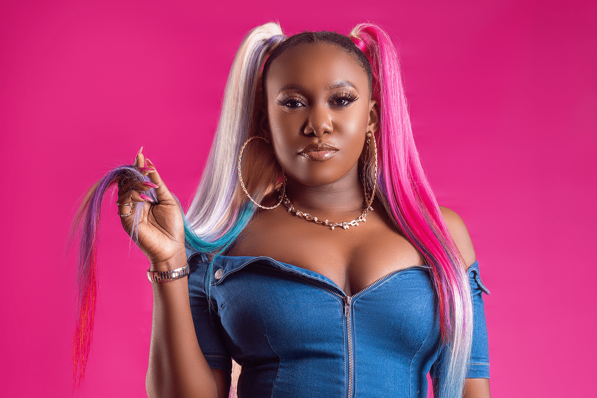 Niniola Sings & Dances Through Her Story, With a Little Help From Sarz