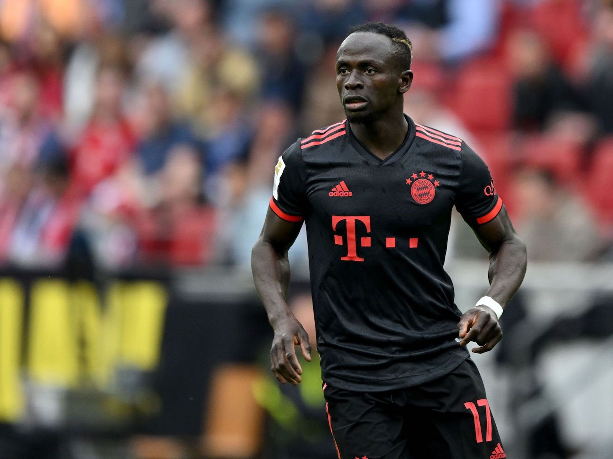 Sadio Mane of Bayern Muenchen Looks on during the Bundesliga match between 1. FSV Mainz 05 and FC Bayern München at MEWA Arena on April 22, 2023 in Mainz, Germany. 