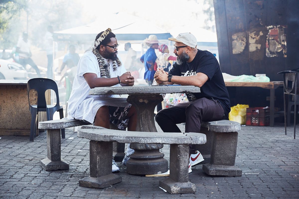 Sjava chats to Ebro. Image supplied. 