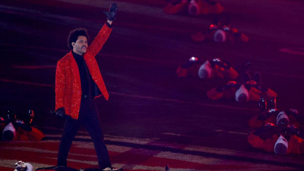 Super Bowl half-time show: How did The Weeknd do? - BBC News